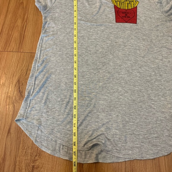 Gaze “Fries” Grey Scoop-neck Short Sleeve Top - Picture 10 of 10